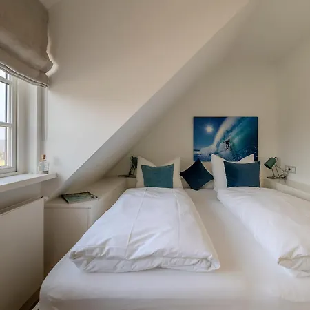 Haus Duenenwall, App 1