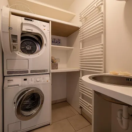 Haus Duenenwall, App 1