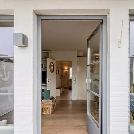 Haus Duenenwall, App 1