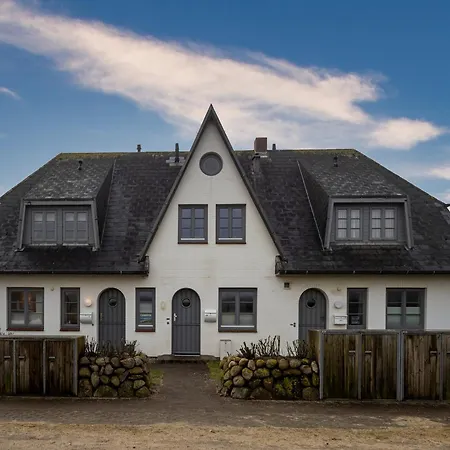 Apartment Haus Duenenwall, App 1 Wenningstedt-Braderup