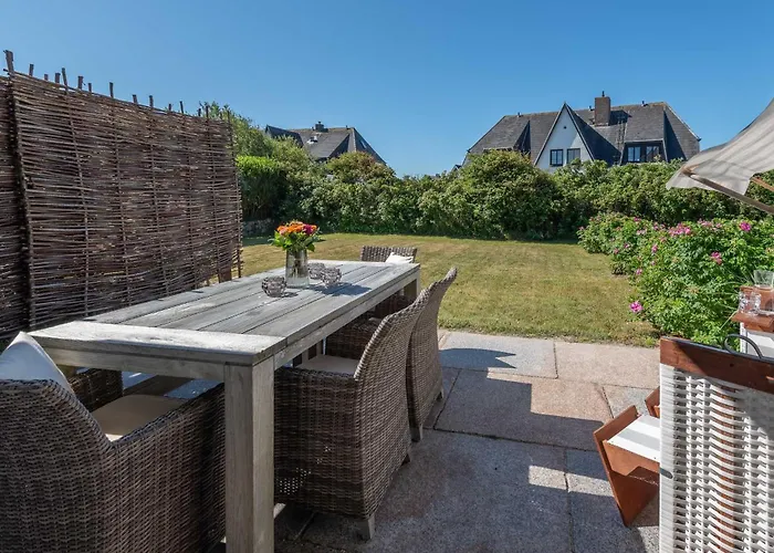 Haus Duenenwall, App 1